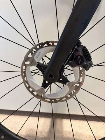 Brugt Orbea ORCA AERO M20iLTD 2024 2024 Road & Gravel — billede 11 af 18