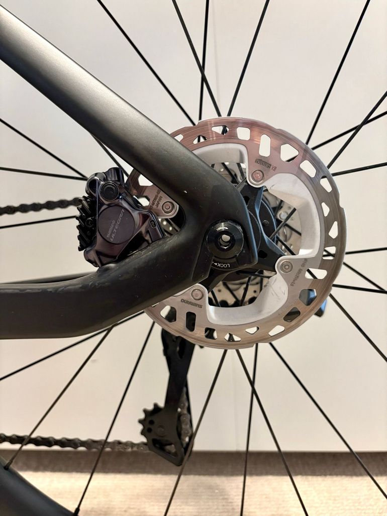 Brugt Orbea ORCA AERO M20iLTD 2024 2024 Road & Gravel — billede 10 af 18