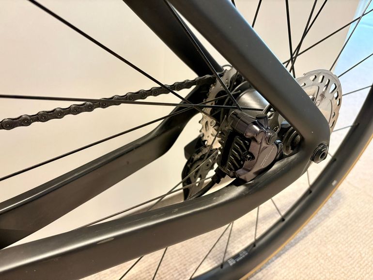 Brugt Orbea ORCA AERO M20iLTD 2024 2024 Road & Gravel — billede 12 af 18