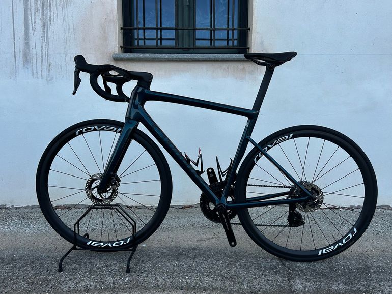 Used Specialized S-Works Tarmac SL8 - Shimano Dura-Ace Di2 2025 2025 Road & Gravel, Blue — image 2 of 11