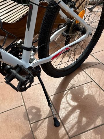 B Twin Rockrider Shimano Tourney 2019 Mountainbike d'occasion — image 4 sur 5