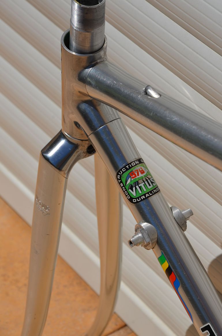 Used Vitus 979 Vintage Vitus 979 Road Bike Frame And Fork, Badged Tinazzi. Frameset 1980 Road & Gravel, Light Gray — image 20 of 32