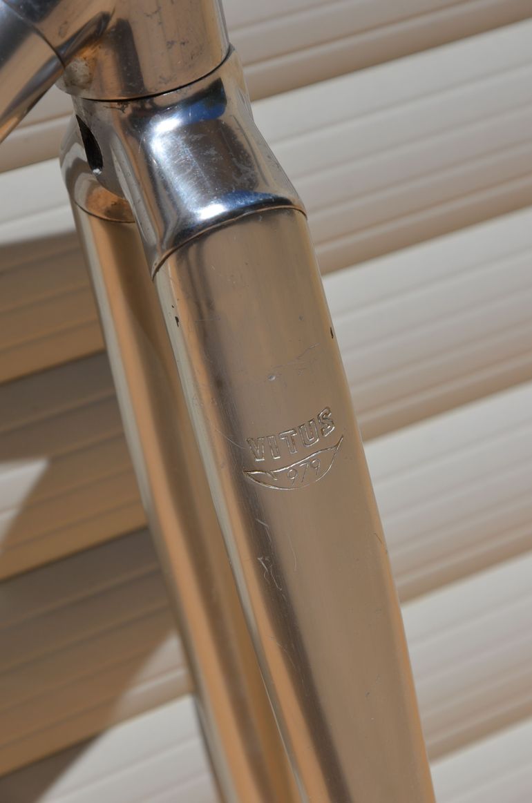 Used Vitus 979 Vintage Vitus 979 Road Bike Frame And Fork, Badged Tinazzi. Frameset 1980 Road & Gravel, Light Gray — image 8 of 32