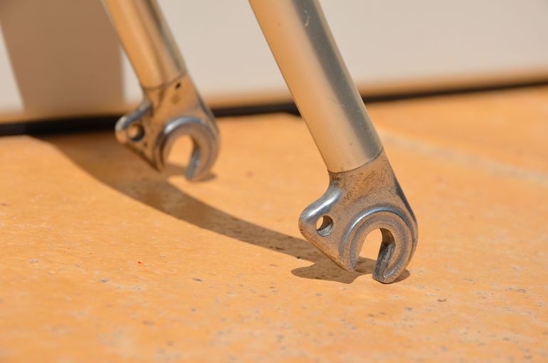 Used Vitus 979 Vintage Vitus 979 Road Bike Frame And Fork, Badged Tinazzi. Frameset 1980 Road & Gravel, Light Gray — image 12 of 32
