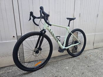 Used Canyon Grizl 7 Suspension 2022 2022 Road & Gravel, Verde — image 16 of 24