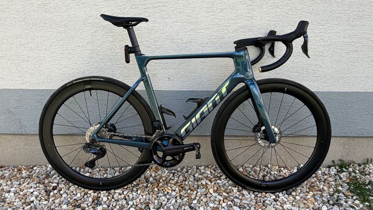 Used Giant Propel Advanced Pro 0 Di2 2025 2025 Road & Gravel, Blau — image 1 of 15