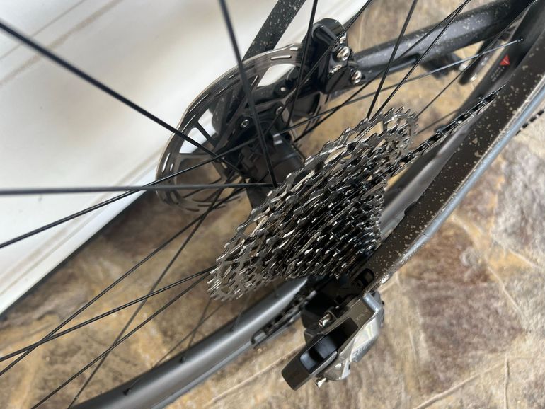 Used Scott Addict SRAM Rival 2024 Road & Gravel, Black — image 8 of 13