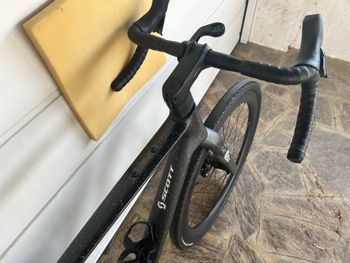 Used Scott Addict SRAM Rival 2024 Road & Gravel, Black — image 7 of 13