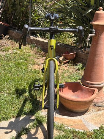 Used Giant Defy Advanced 1 2025 2025 Road & Gravel — image 2 of 57