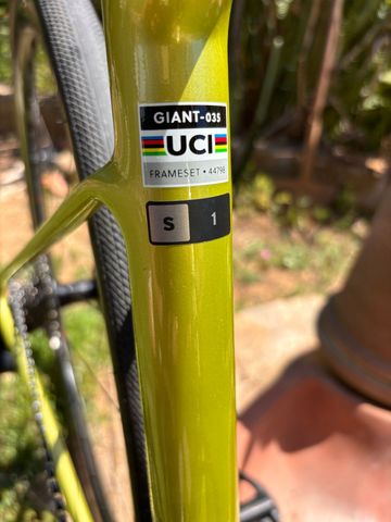 Używany Giant Defy Advanced 1 2025 2025 Road & Gravel — zdjęcie 34 z 51