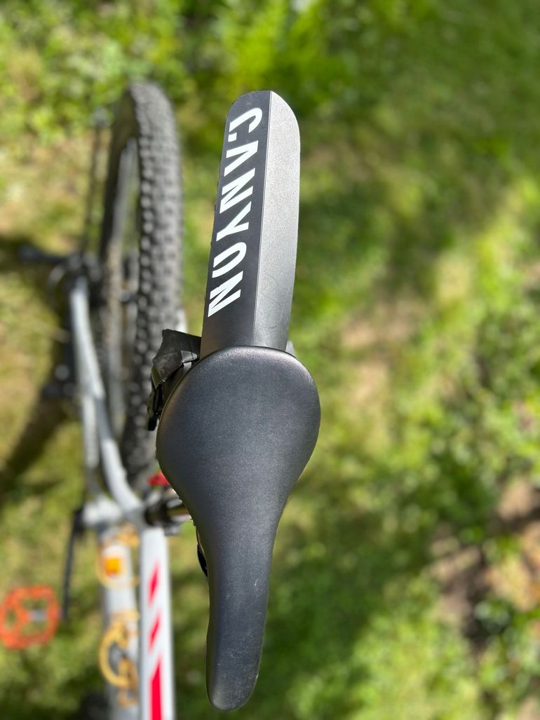 Used Canyon Grand Canyon 8 2021 2021 Mountainbike, Light Gray, 27.5, 29 — image 13 of 15