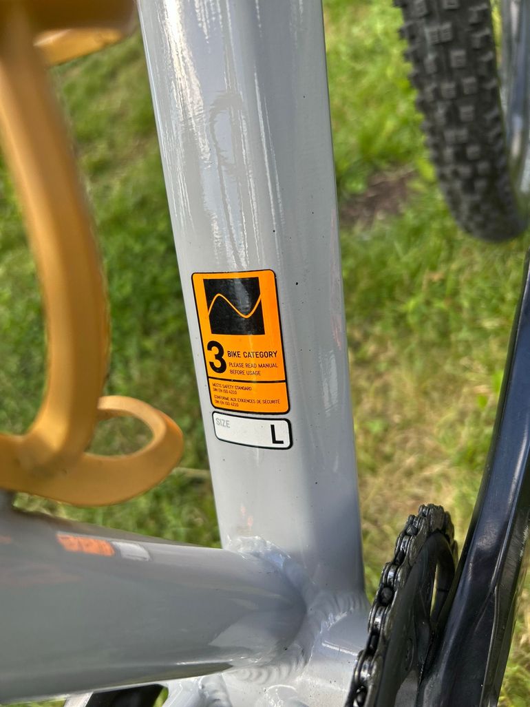 Used Canyon Grand Canyon 8 2021 2021 Mountainbike, Light Gray, 27.5, 29 — image 8 of 15