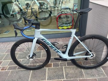 Brugt Giant Propel Advanced Pro 0 2024 2024 Road & Gravel