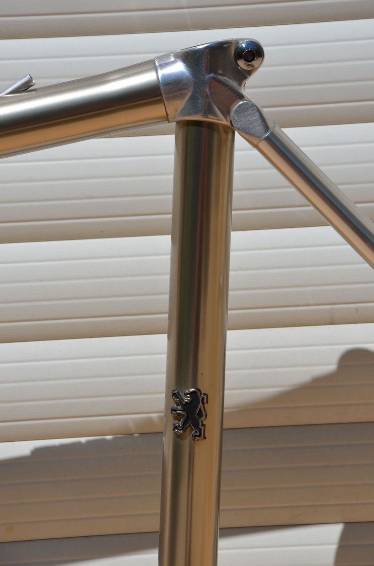 Used Peugeot Vintage Vitus 979 Road Bike Frame And Fork, Peugeot Badged. Frameset 1985 Road & Gravel, Light Gray — image 20 of 29