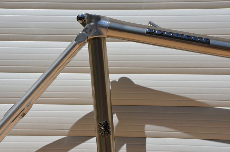 Used Peugeot Vintage Vitus 979 Road Bike Frame And Fork, Peugeot Badged. Frameset 1985 Road & Gravel, Light Gray — image 4 of 29