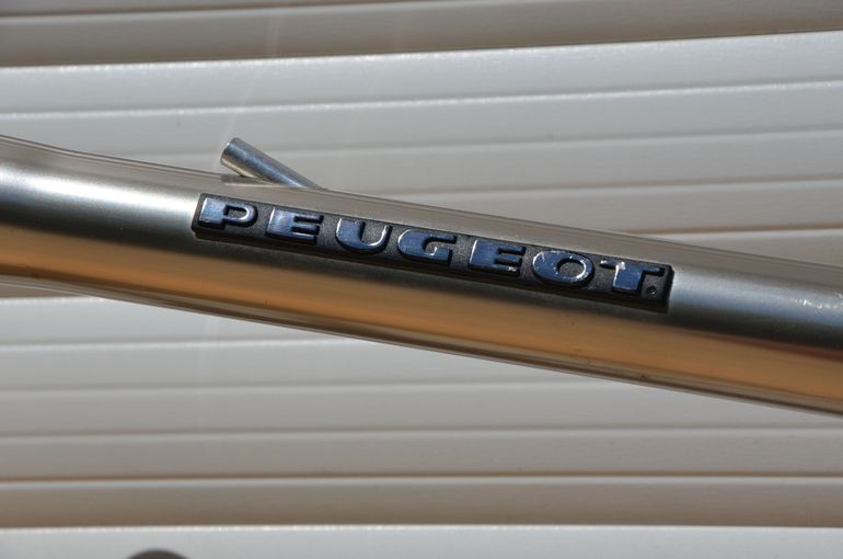 Used Peugeot Vintage Vitus 979 Road Bike Frame And Fork, Peugeot Badged. Frameset 1985 Road & Gravel, Light Gray — image 5 of 29