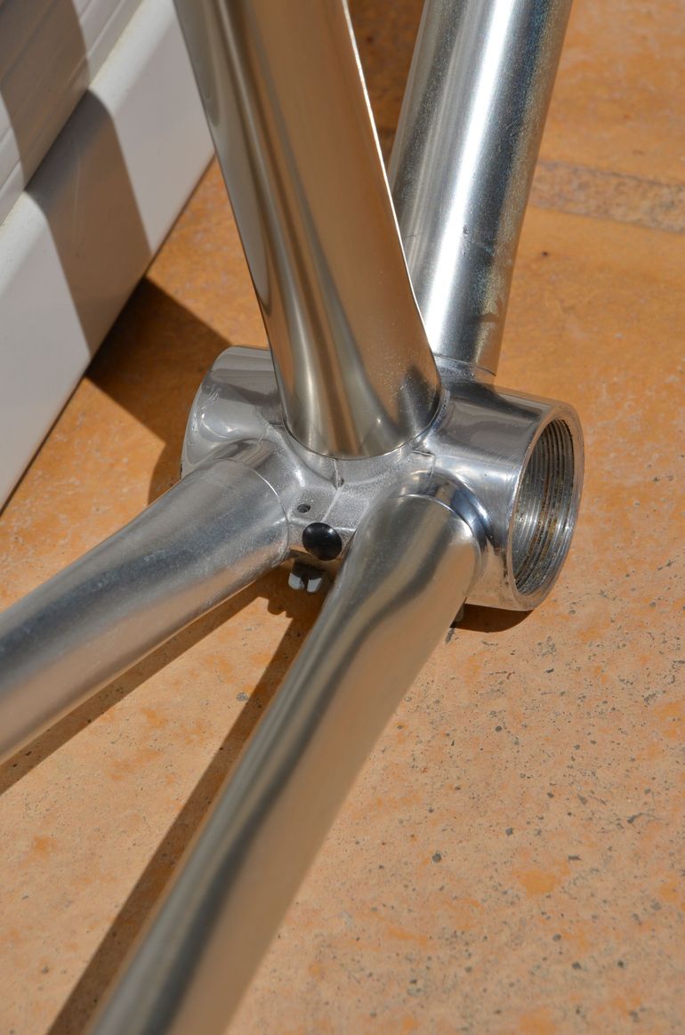 Used Peugeot Vintage Vitus 979 Road Bike Frame And Fork, Peugeot Badged. Frameset 1985 Road & Gravel, Light Gray — image 15 of 29