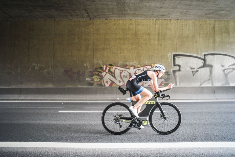 Used Ceepo Shadow 2021 2021 Road & Gravel, Hellgrau — image 7 of 8