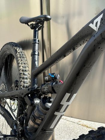 Used YT YT Custom Shimano SLX 2025 Mountainbike, Negro — image 4 of 6