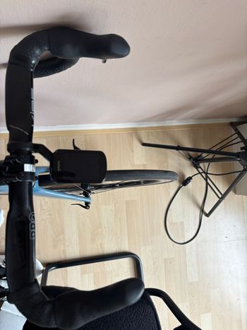 Used Focus IZALCO MAX DISC 9.7 2020 2020 Road & Gravel, Blue — image 9 of 15
