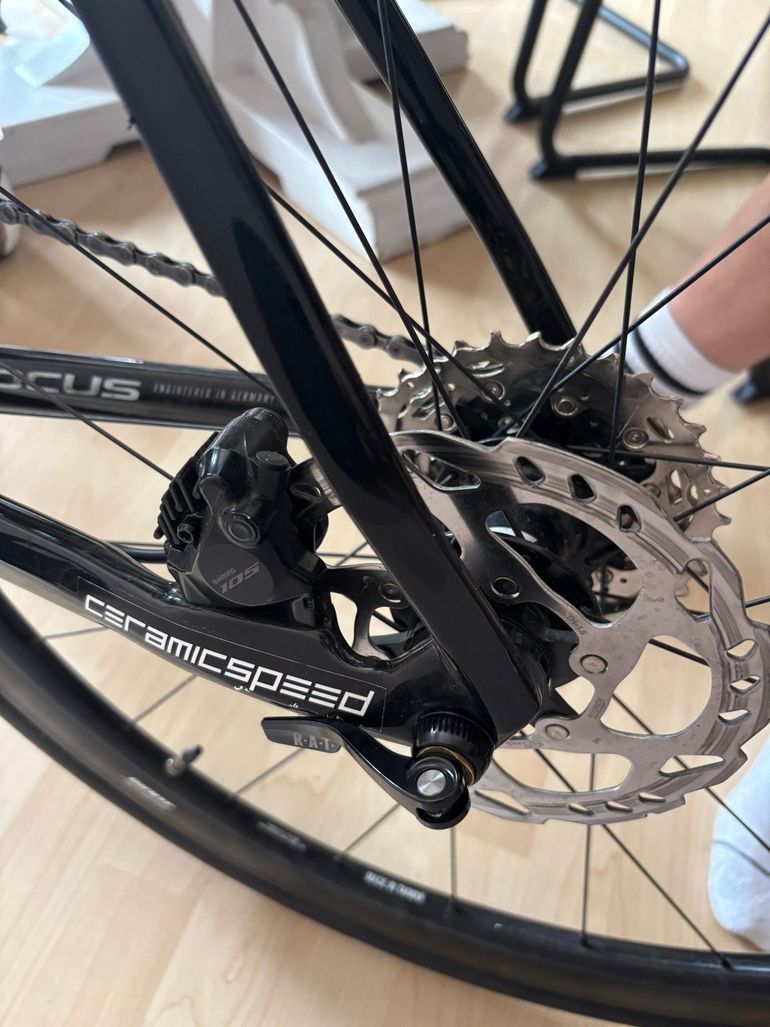 Used Focus IZALCO MAX DISC 9.7 2020 2020 Road & Gravel, Blue — image 13 of 15