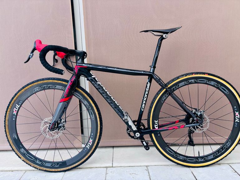 Used Cannondale SuperX Force 2017 2017 Road & Gravel, Light Gray — image 2 of 8