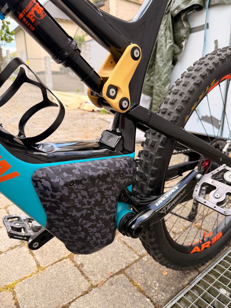 Used Rocky Mountain ALTITUDE POWERPLAY C70 2019 Mountainbike — image 7 of 20