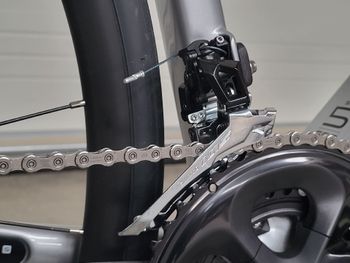 Used Trek Émonda SL 5 Disc 2022 2022 Road & Gravel, Light Gray — image 10 of 10