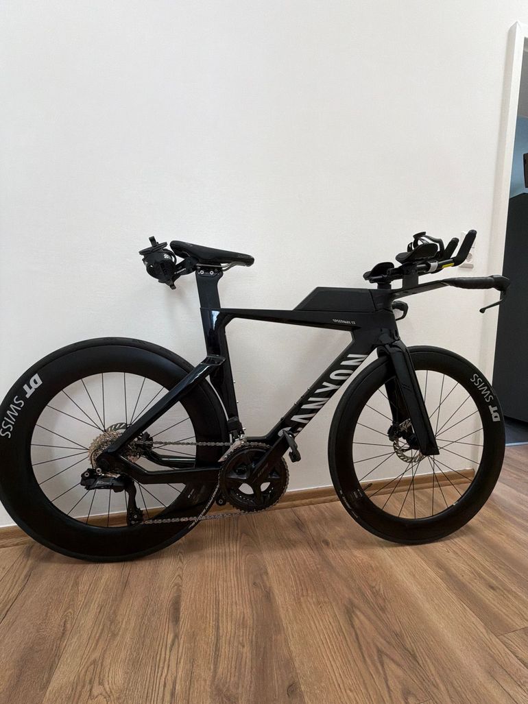 Used Canyon Speedmax CF 7 Di2 2026 2026 Road & Gravel, Schwarz — image 1 of 5