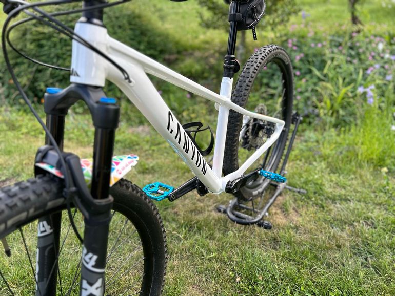Used Canyon Grand Canyon 8 WMN 2021 2021 Mountainbike — image 2 of 18