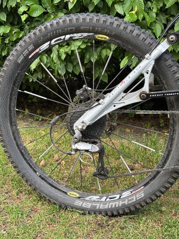 Gebrauchtes Rocky Mountain ETSX-70 2006 Mountainbike, Weiß — Bild 6 von 15