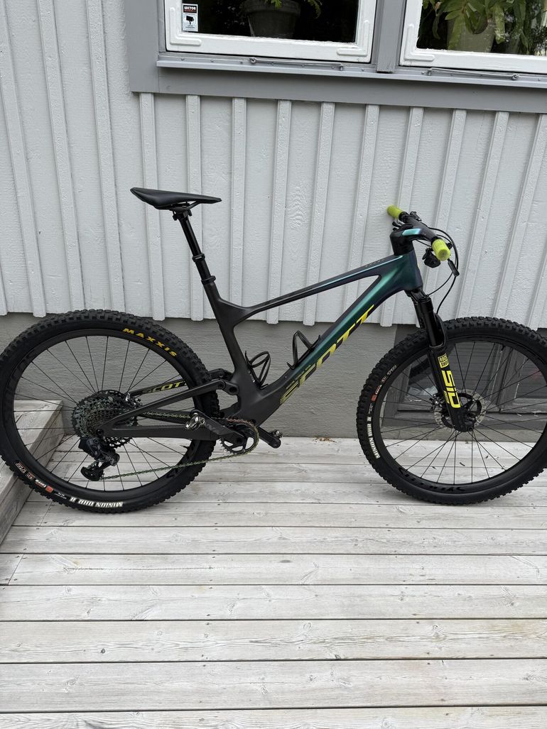 Used Scott Scott Spark RC WC EVO 2021 2021 Mountainbike, Verde — image 1 of 10