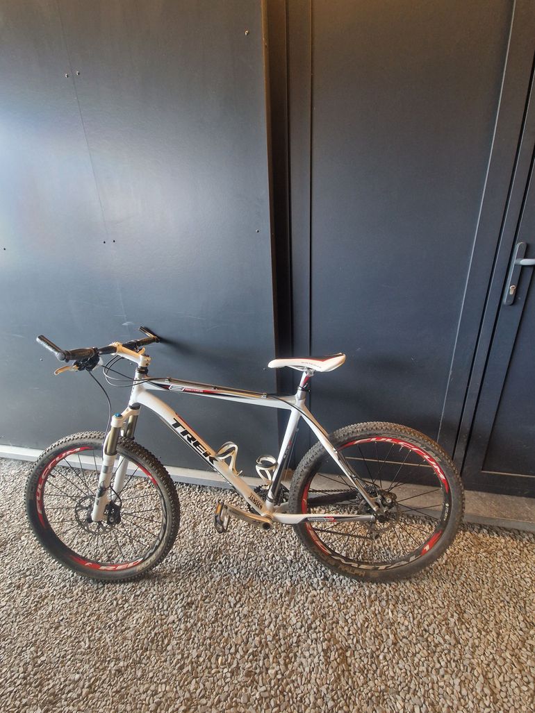 Used Trek 8500 2009 2009 Mountainbike, White, 26 — image 4 of 4