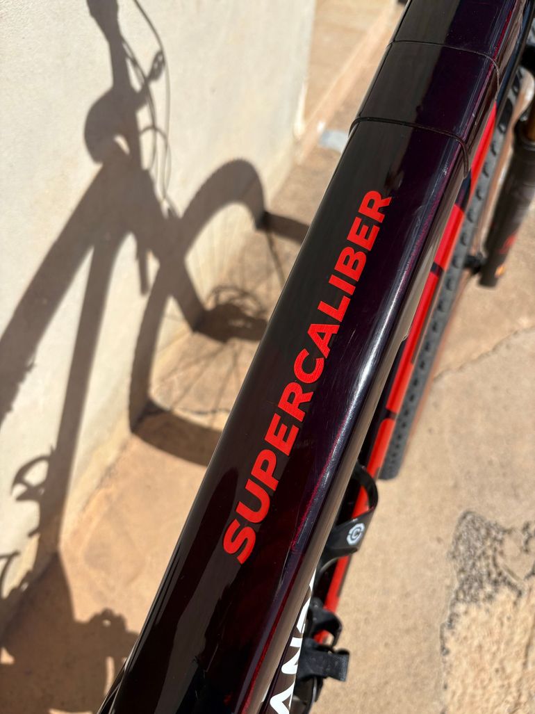 Used Trek Supercaliber SLR 9.9 XX AXS Gen 2 2024 2024 Mountainbike, Rojo — image 10 of 11