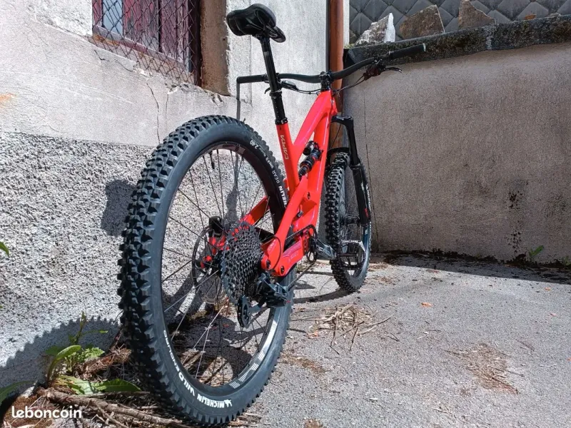 Used YT Industries CAPRA 27 CF Pro 2019 2019 Mountainbike, Red, 27.5 — image 6 of 6