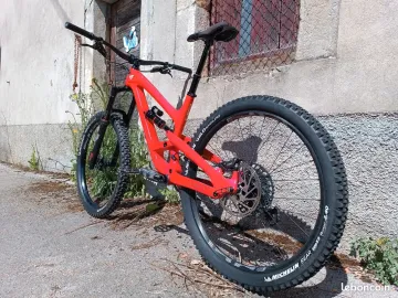 Used YT Industries CAPRA 27 CF Pro 2019 2019 Mountainbike, Red, 27.5 — image 3 of 6