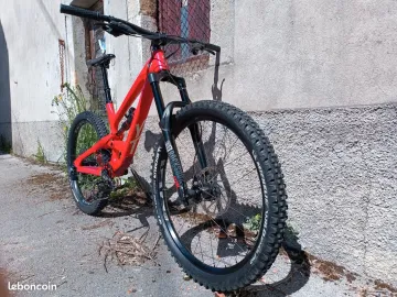 Used YT Industries CAPRA 27 CF Pro 2019 2019 Mountainbike, Red, 27.5 — image 4 of 6