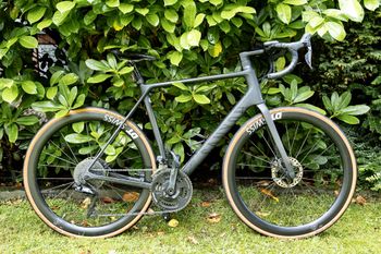 Used Canyon Endurace CF SLX 9 Di2 2022 2022 Road & Gravel, Hellgrau — image 3 of 15