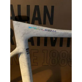 Used Bianchi Specialissima COMP 105 Di2 2025 Frameset 2025 Road & Gravel, Weiß — image 3 of 3