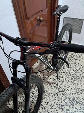 Used Stevens Stevens Custom Shimano Deore XT 2023 Mountainbike, Black — image 7 of 10