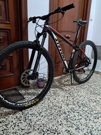 Used Stevens Stevens Custom Shimano Deore XT 2023 Mountainbike, Black — image 6 of 10
