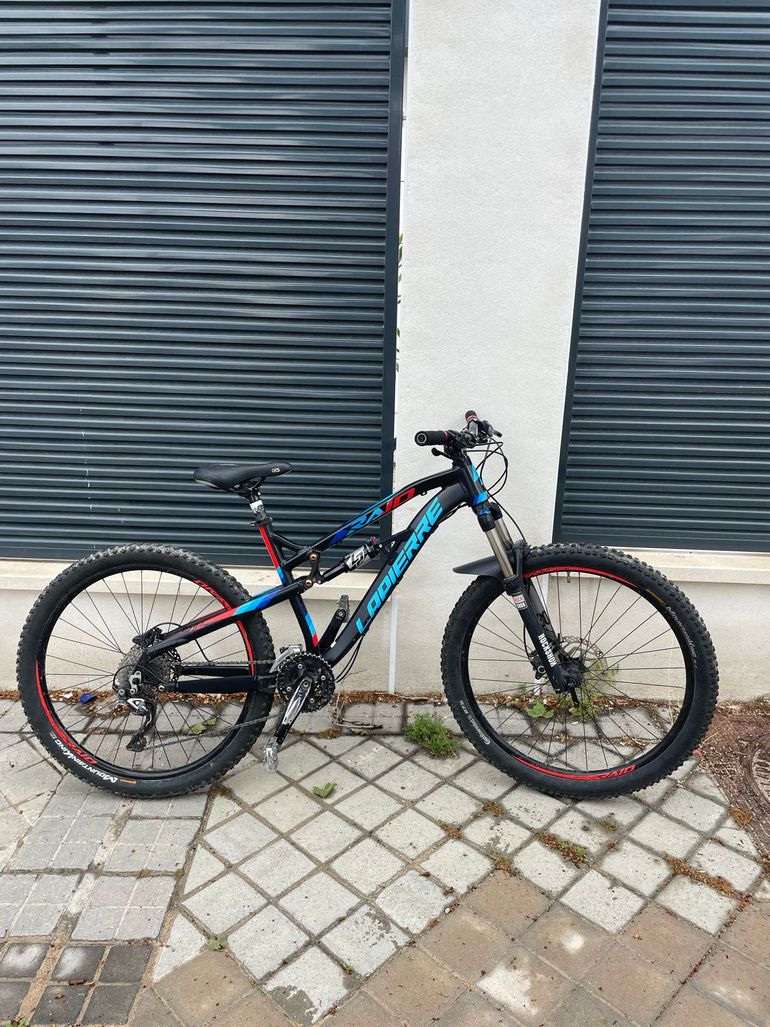Used Lapierre Lapierre Custom Shimano SLX 2016 Mountainbike, Black — image 1 of 6