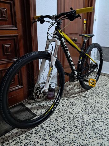 Used Scott Scott Custom Shimano Deore 2023 MTB