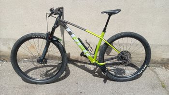 Used Trek Procaliber 8 2024 2024 Mountainbike, Green, 29 — image 2 of 5