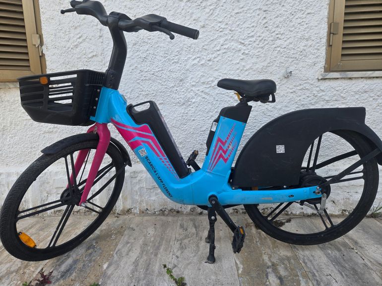 Used okai Eb100 2024 Urban — image 1 of 5