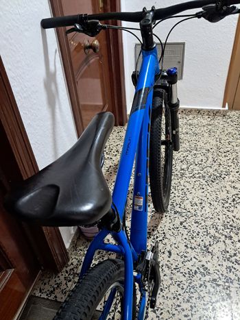 Used Trek Y Shimano Acera 2023 Mountainbike, Blue — image 6 of 10