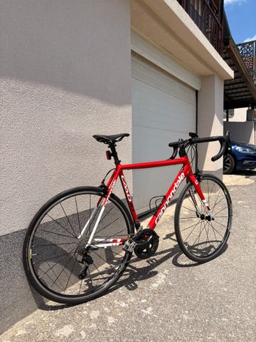 Used Cannondale CAAD 10 2015 Road & Gravel, Red — image 2 of 9