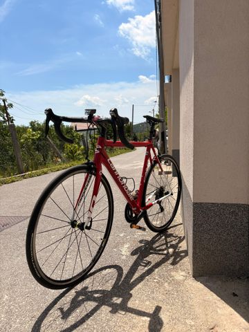 Used Cannondale CAAD 10 2015 Road & Gravel, Red — image 1 of 9
