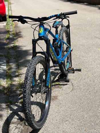 Used Mondraker Foxy Carbon R 2018 2018 Mountainbike, Azul — image 2 of 3