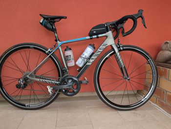 Used Canyon Ultimate CF SL 9 2016 2016 Road & Gravel